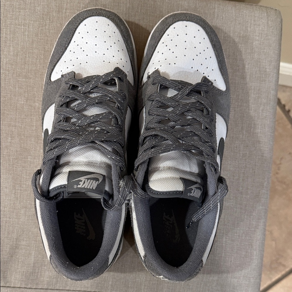 Men’s Nike Dunk Low “Smoke Grey Gum” , Size 9